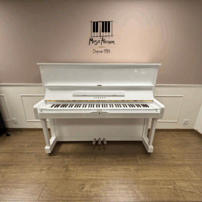 Yamaha U1