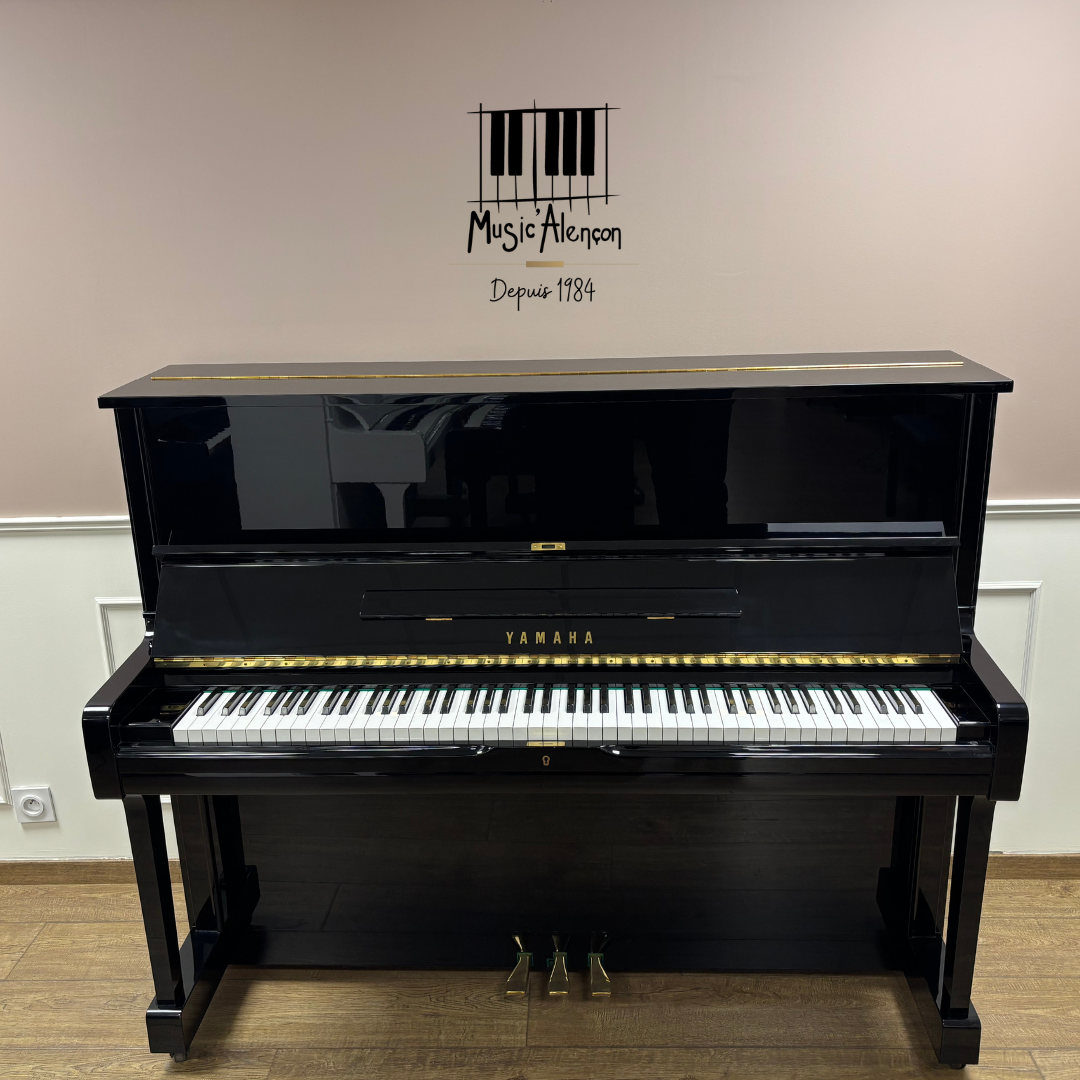 Yamaha U1A
