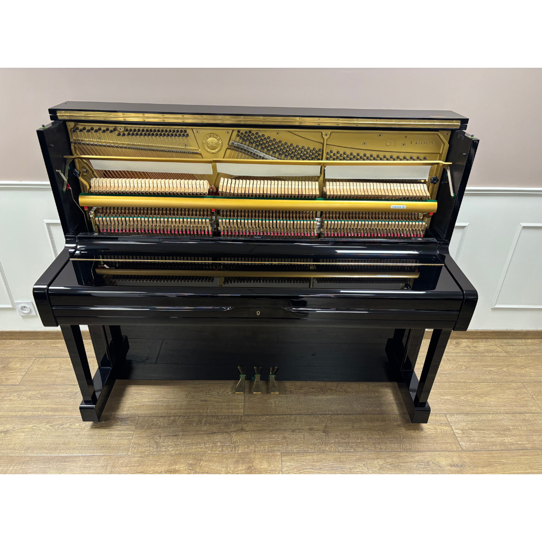 Yamaha U1A – Image 4