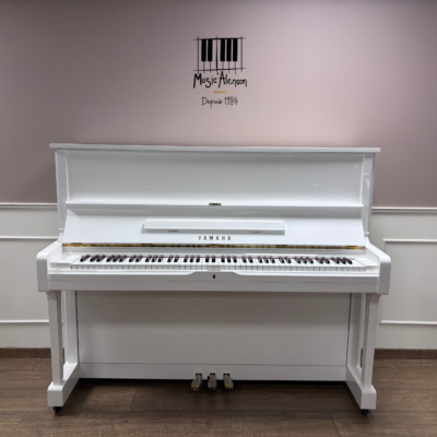 Yamaha U1